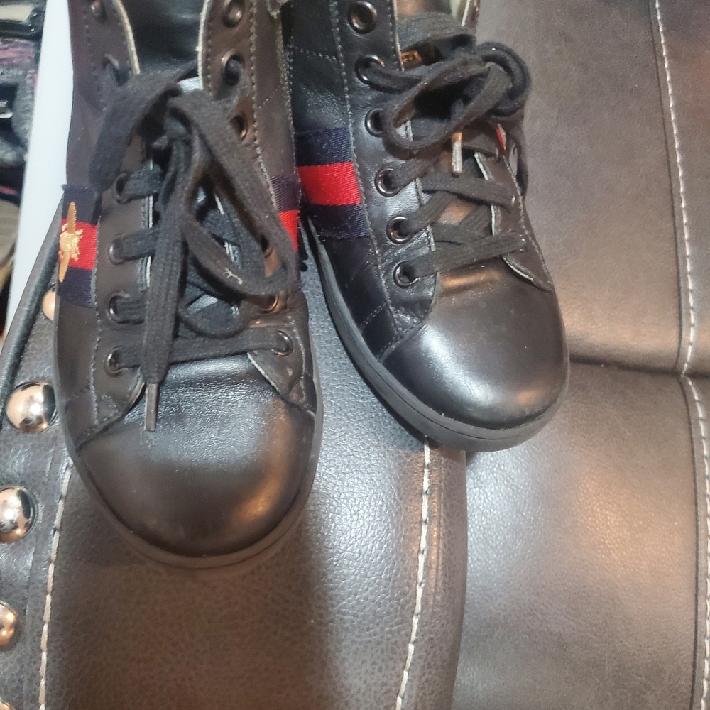 Boys Gucci high top sneakers